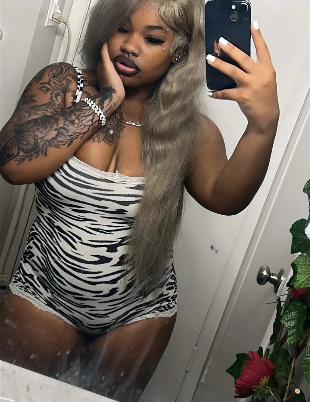Emobarbie  image