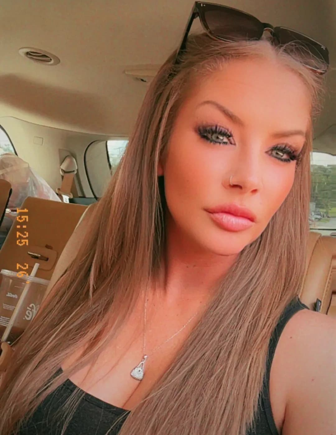 Lacey Webb image