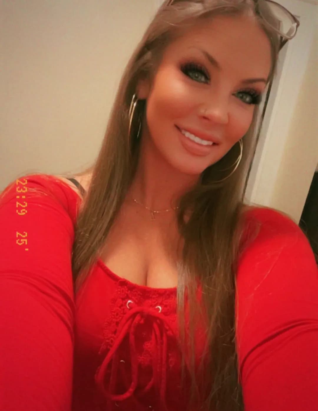 Lacey Webb image