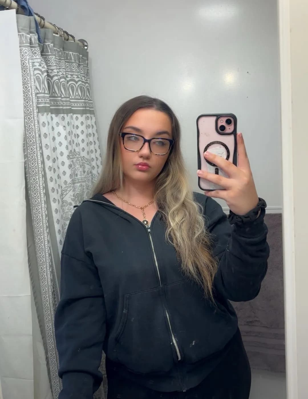 Sophia Riley image