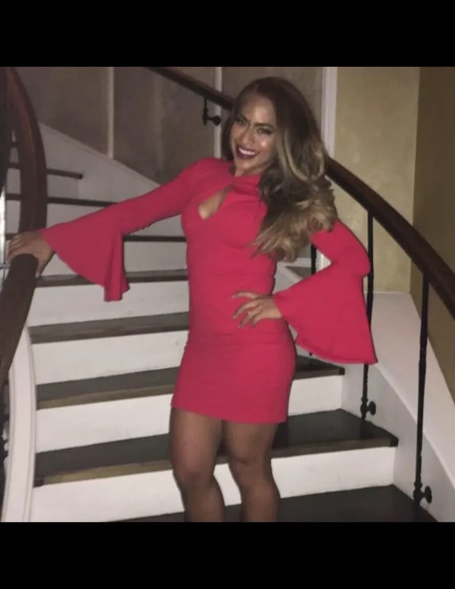 Mari Munoz image