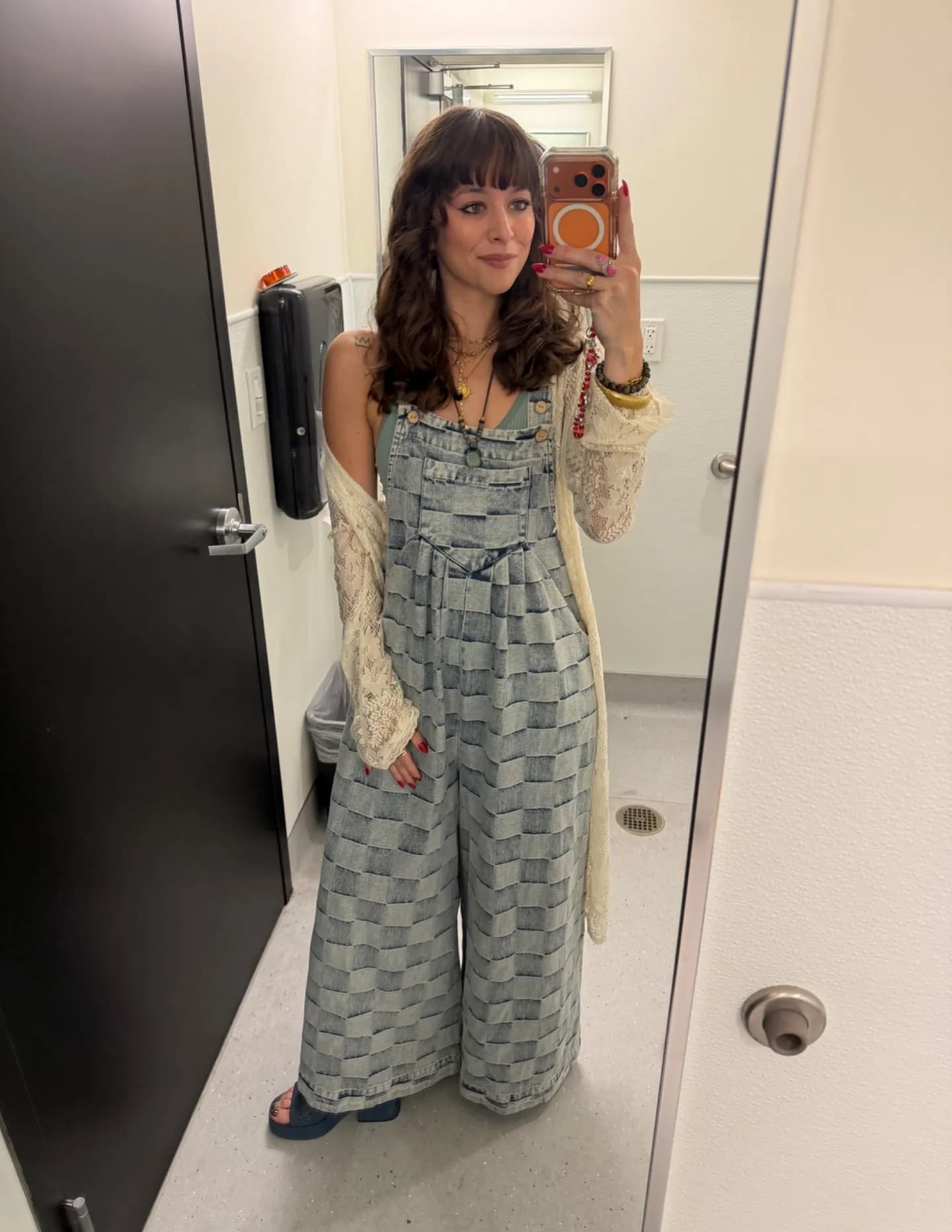Lauren Graham image