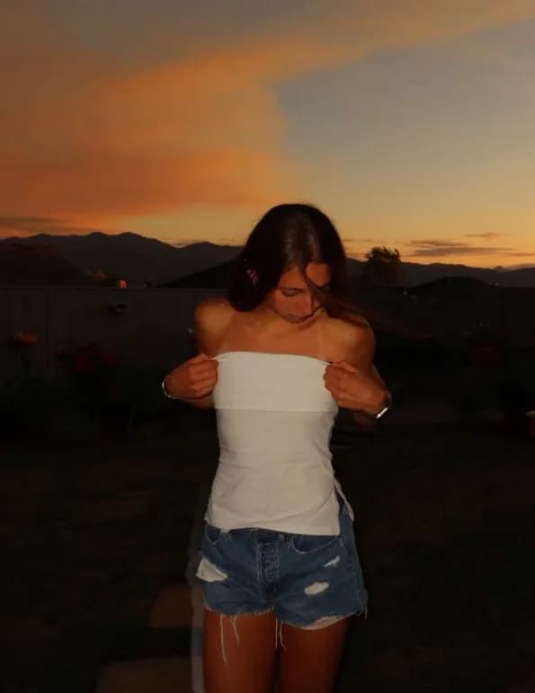Julia.Slaughter image