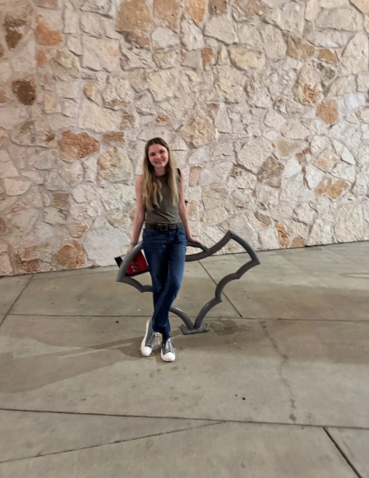 Ashlyn image