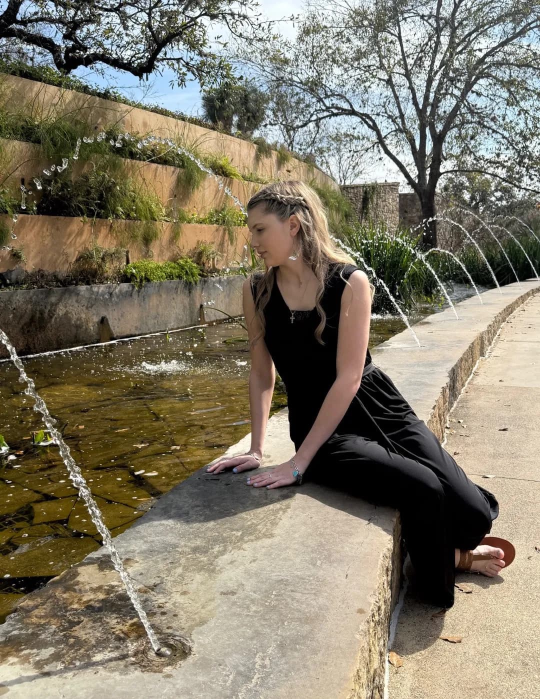 Ashlyn image