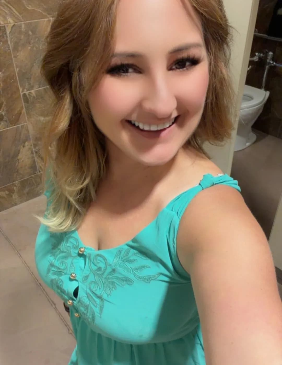 Erin olivia image