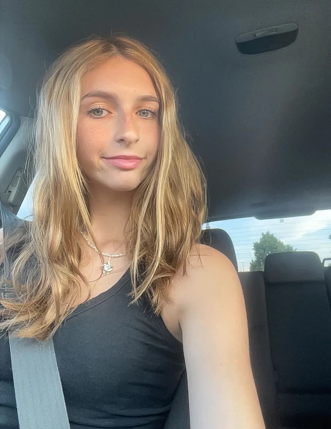Julianne image