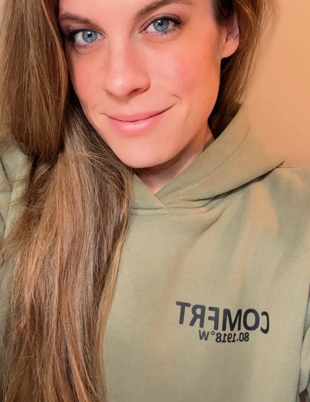 Shannon Lyon image