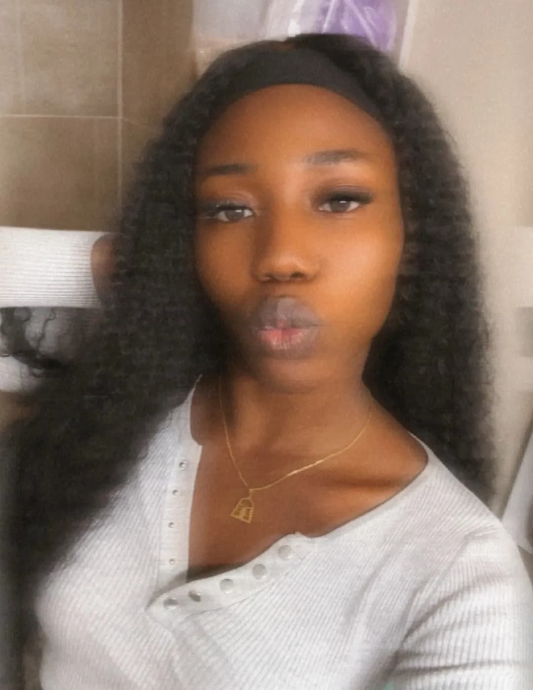 Kriszti Ajayi image