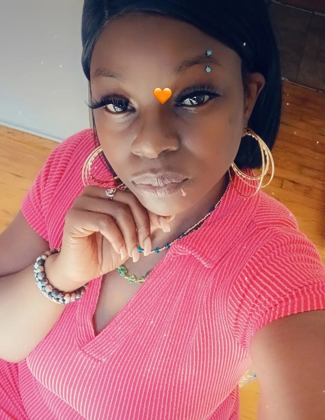Saveria Davis image