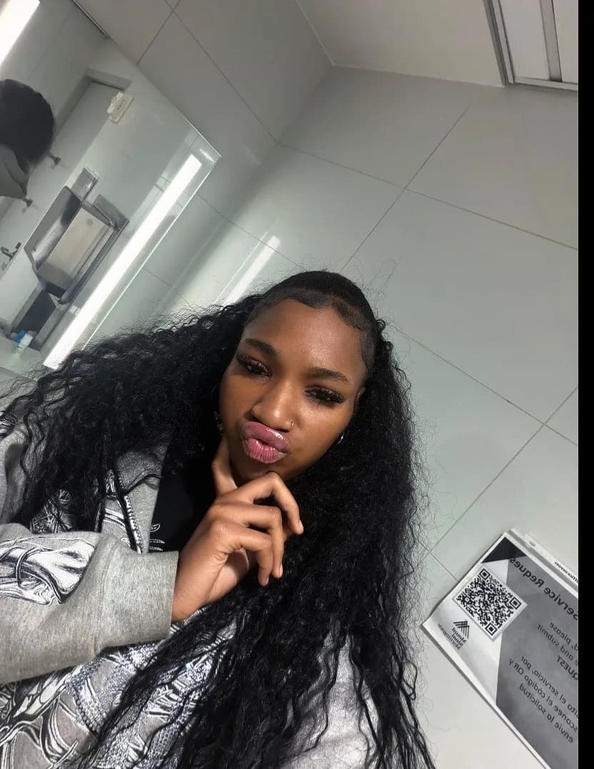 Jaiiholidayy_ image