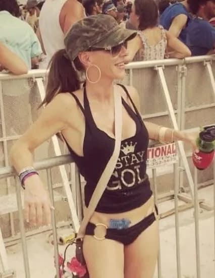 Holly Holt image