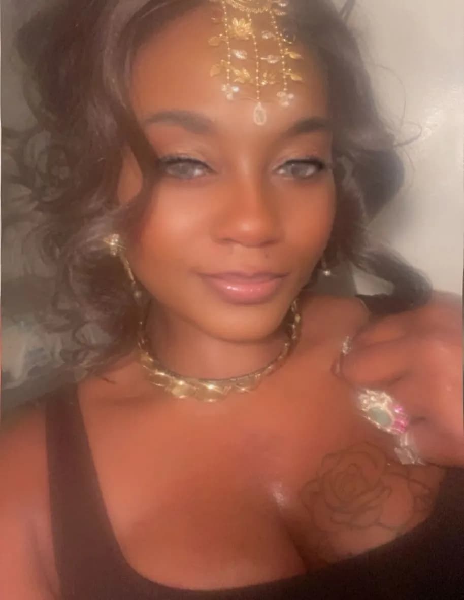 Honey jones image