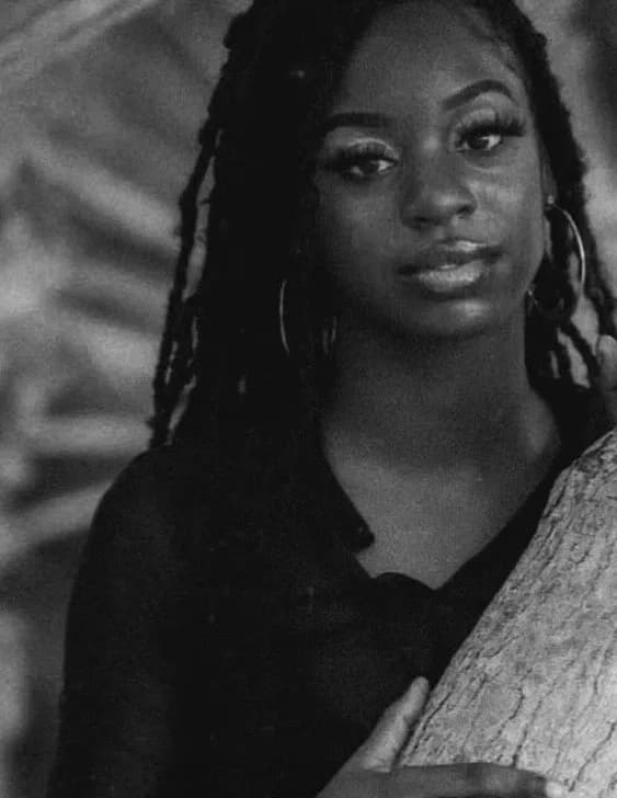 Antoinette Gabrielle image
