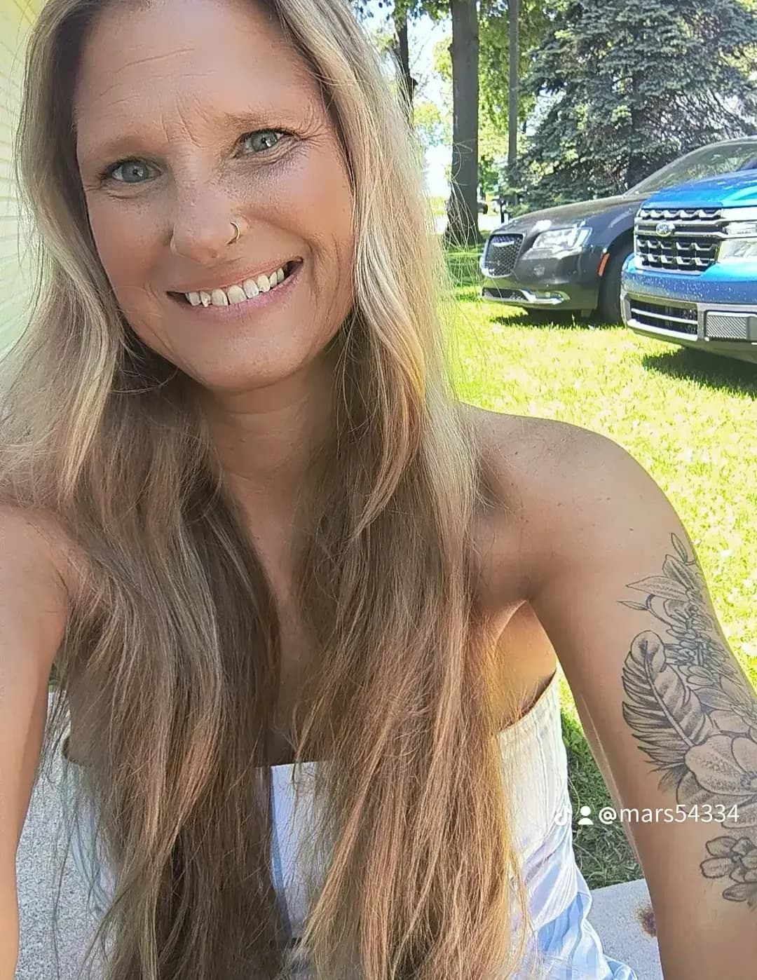 Melanie image