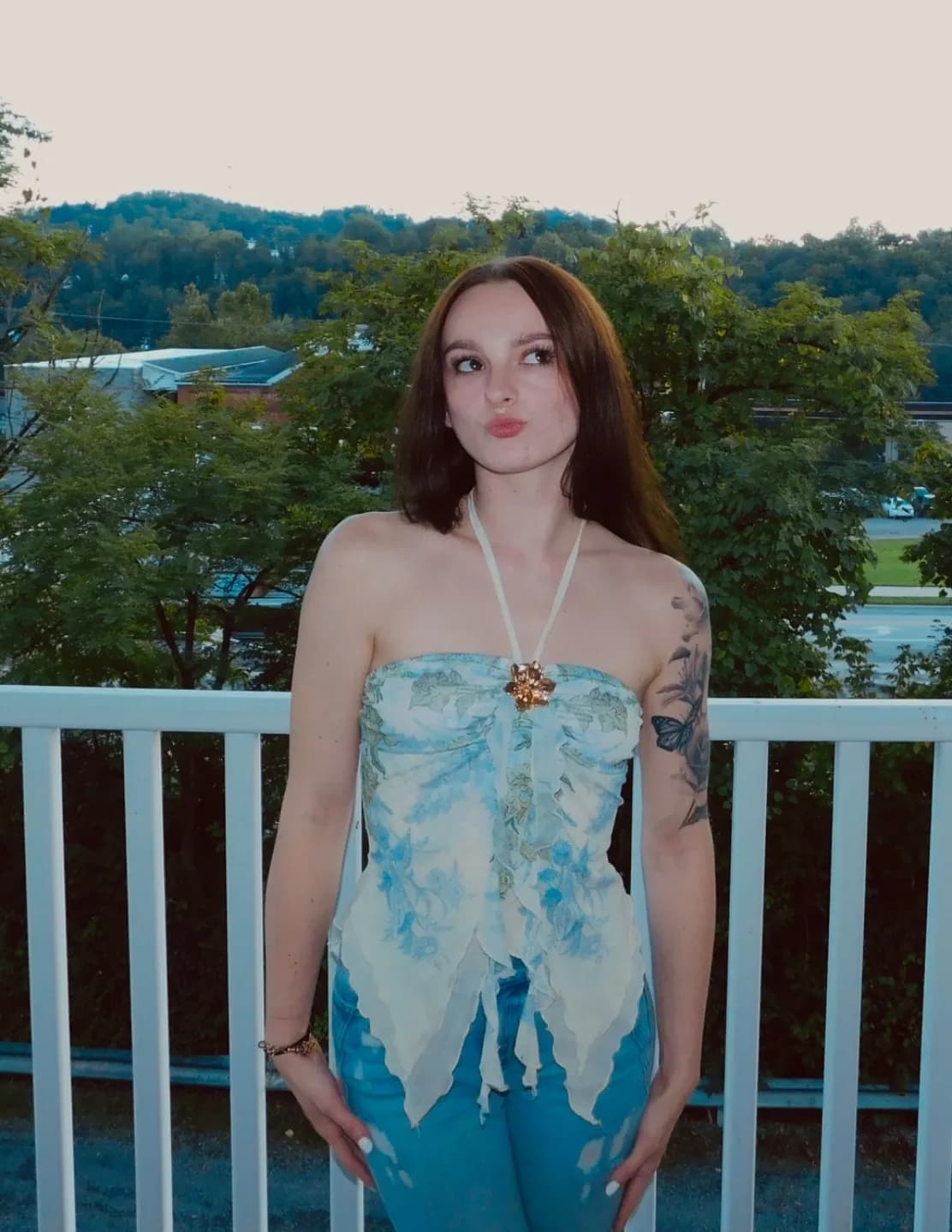 Addison Mills image