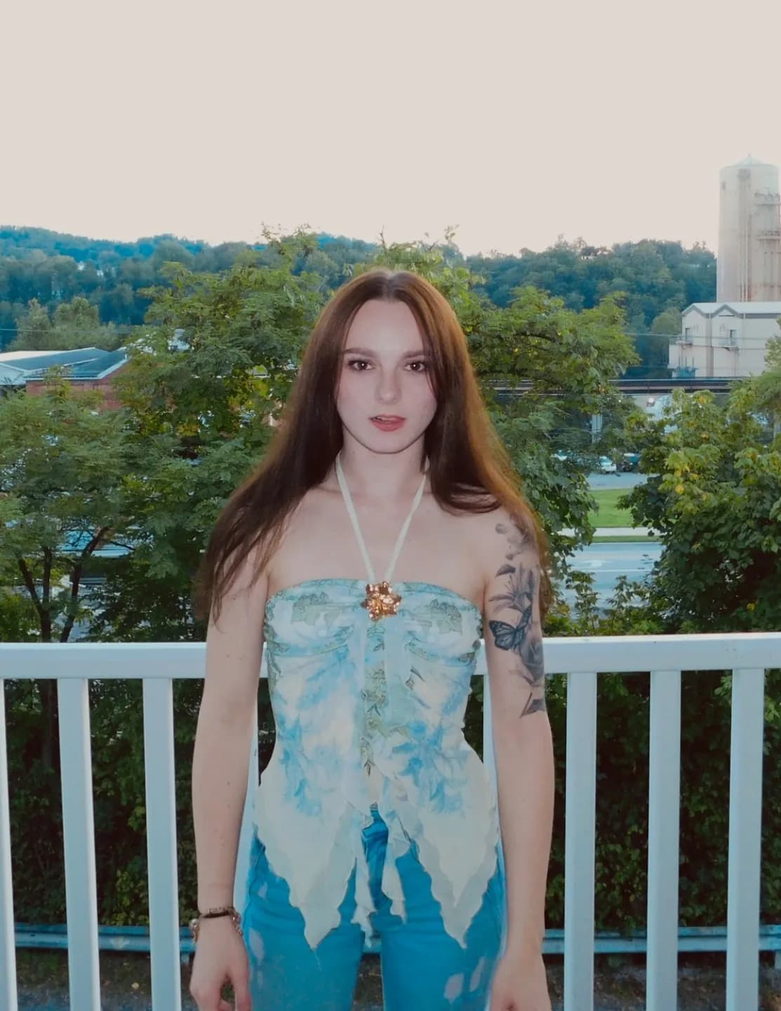 Addison Mills image