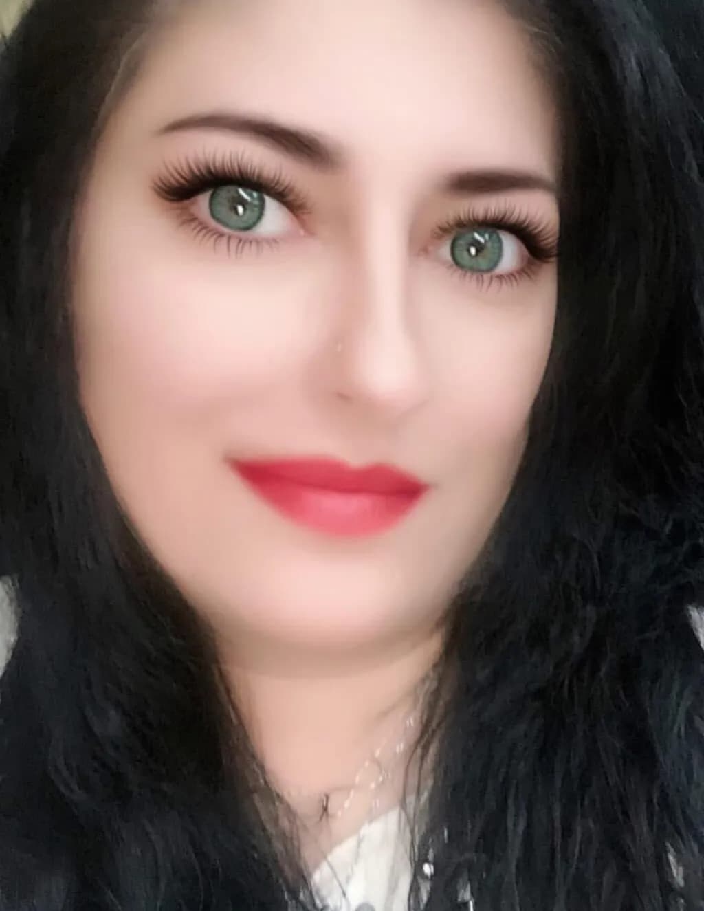 Roshani heera image