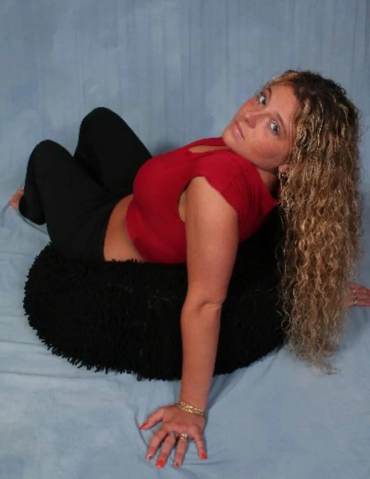 Shannon Nicole image
