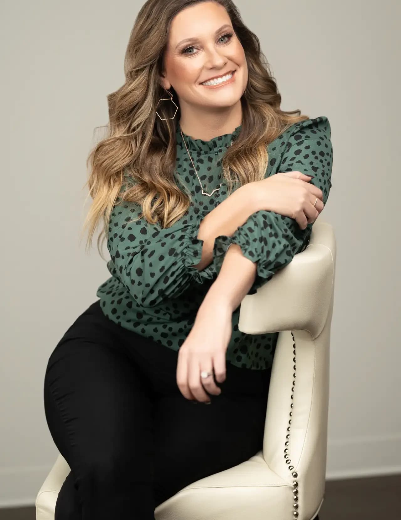 Heather Schanou image