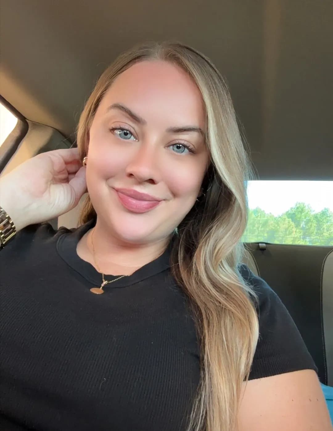 Jessica M image