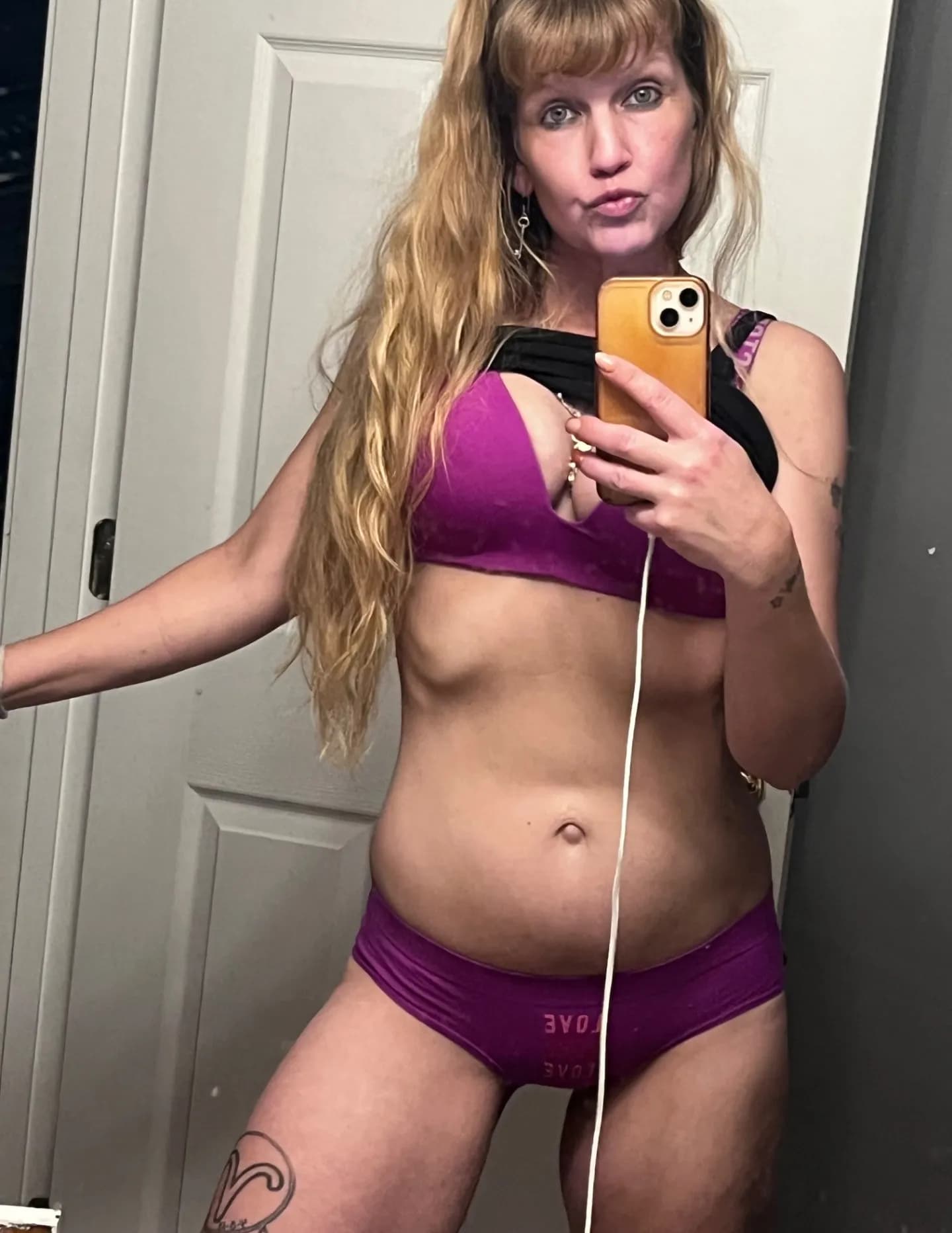 Becky Hall image