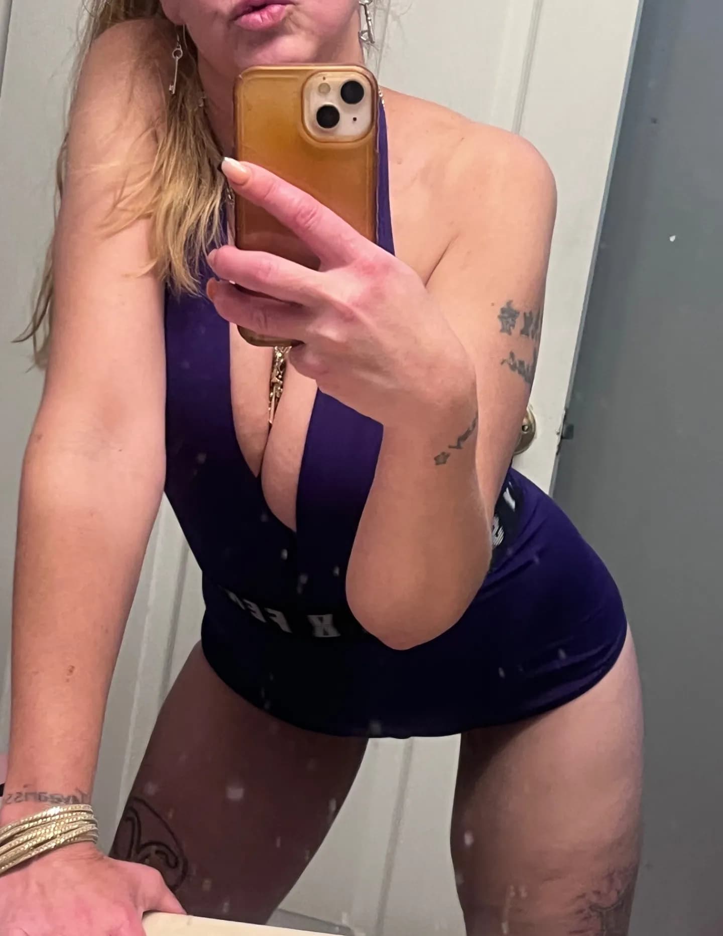 Becky Hall image