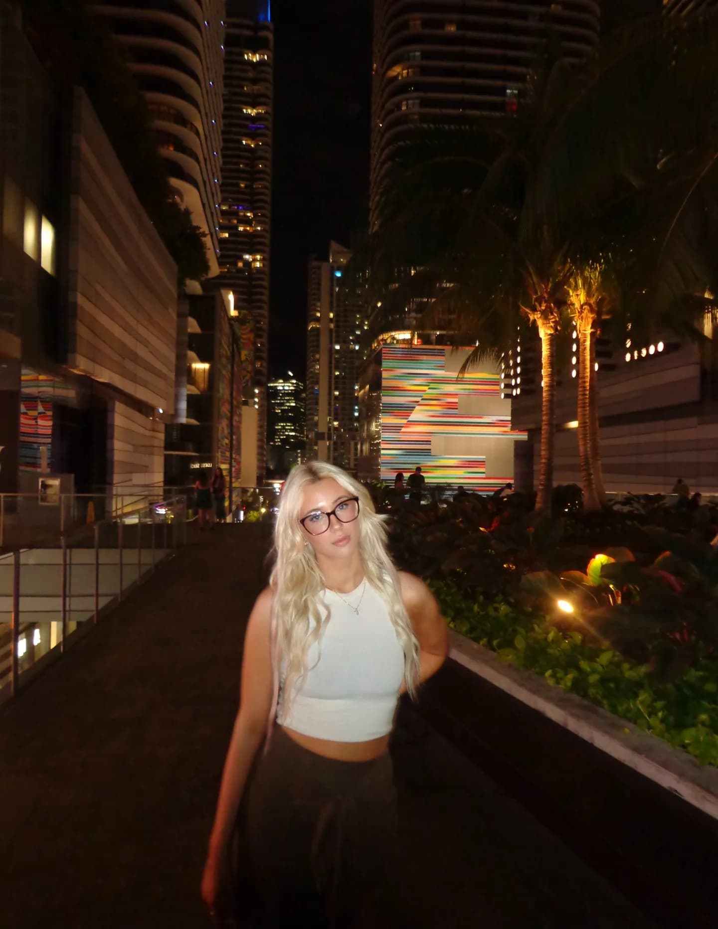 alyssa roberts  image