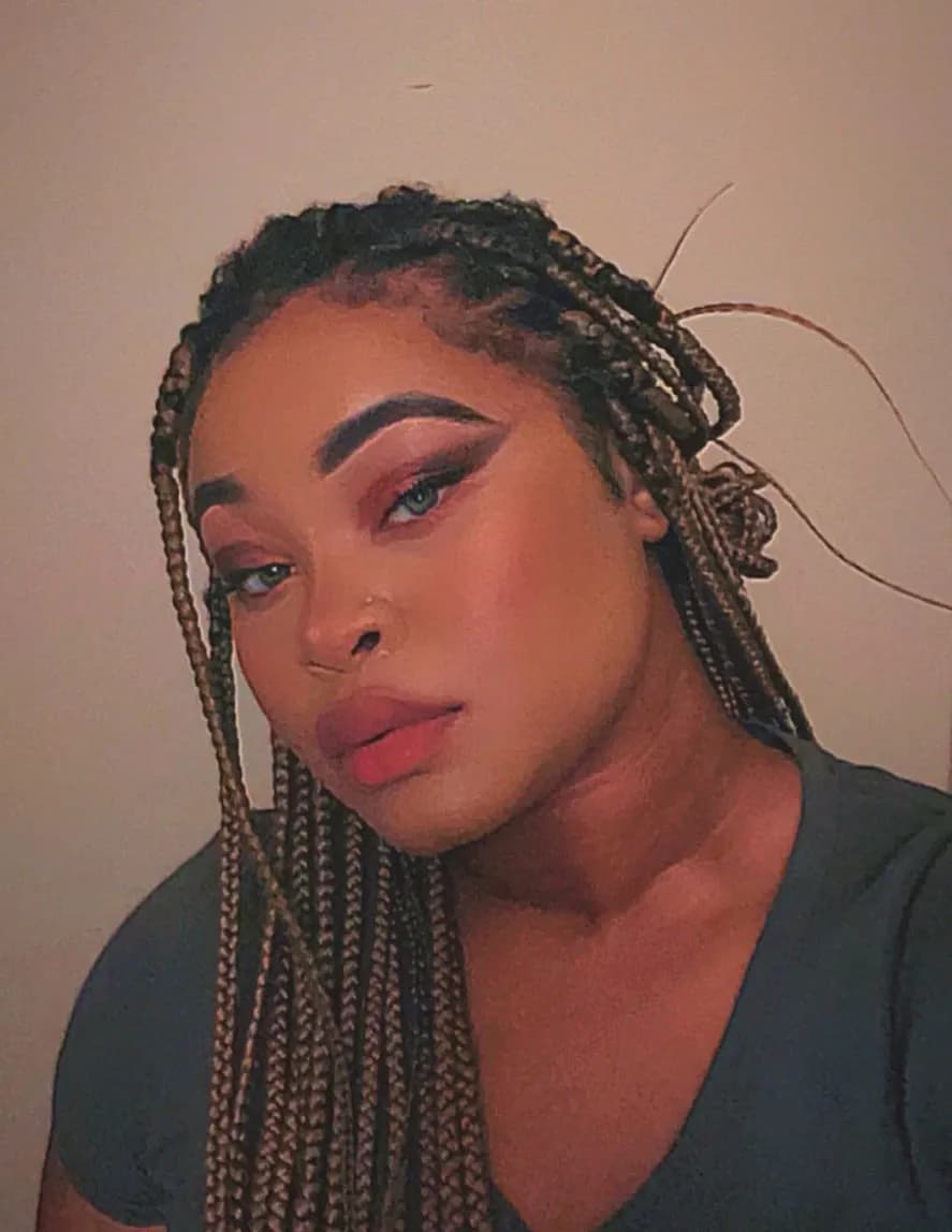 LarissaMonet image
