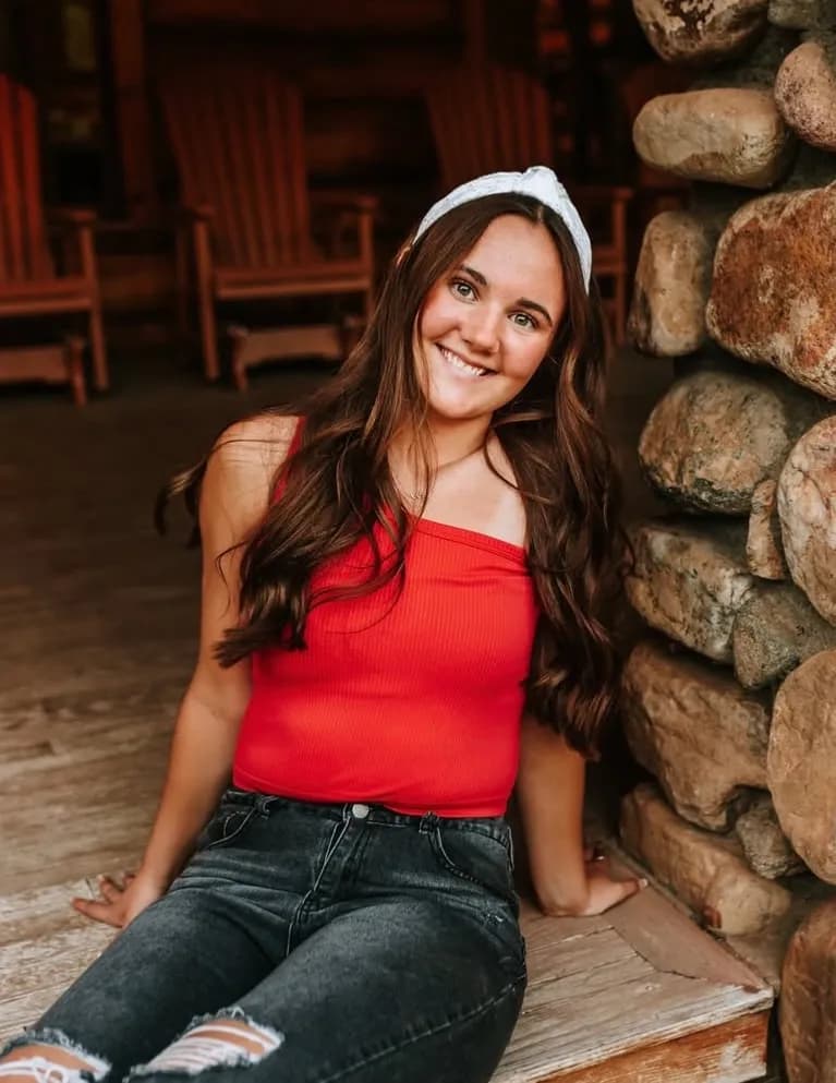 Hailey Karol image