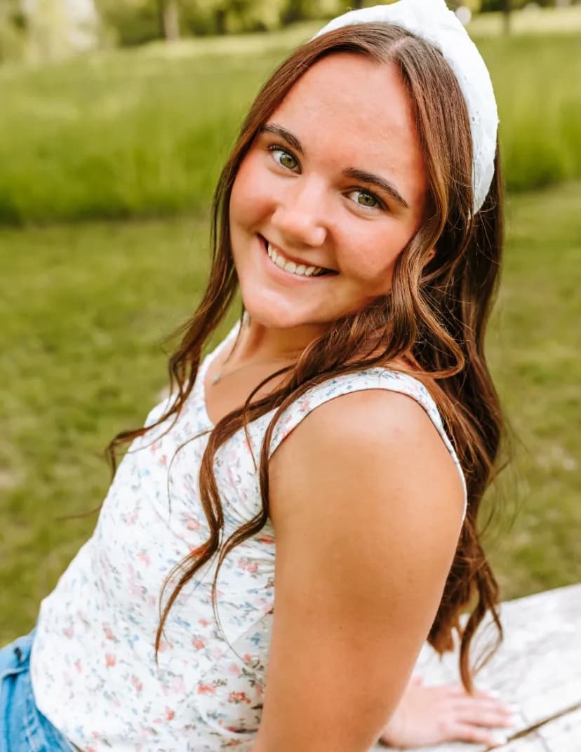 Hailey Karol image