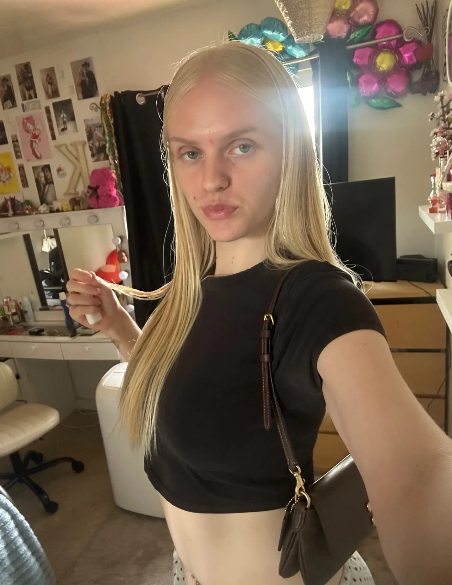 competitor kooqY