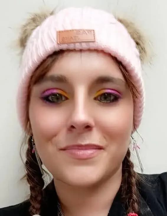 Erin M. image