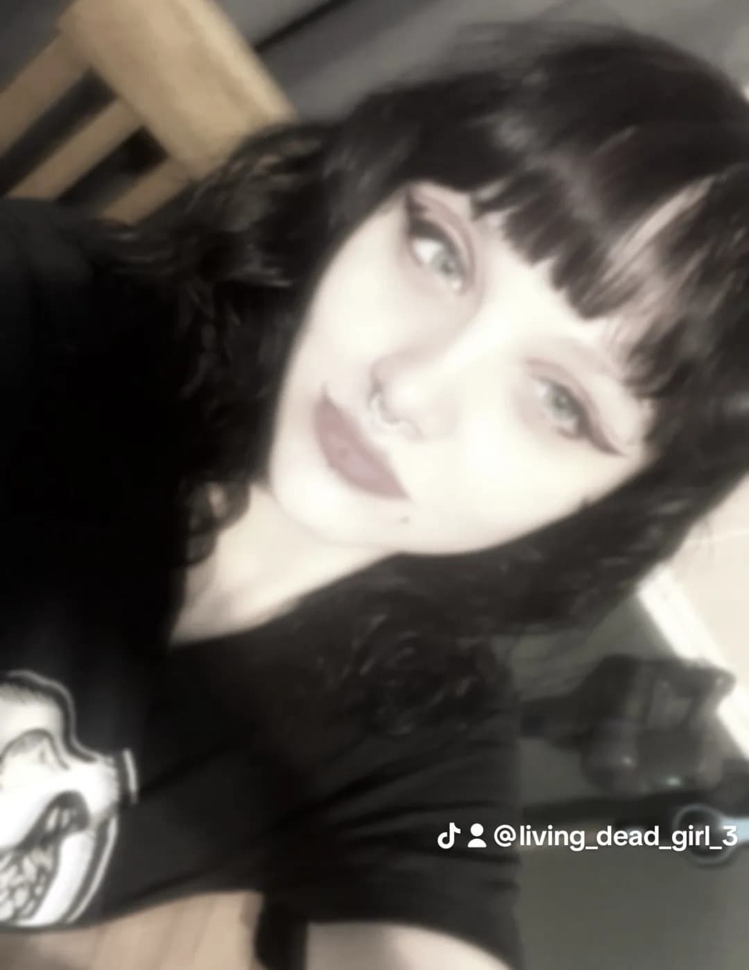 absolutly_not_kayla image