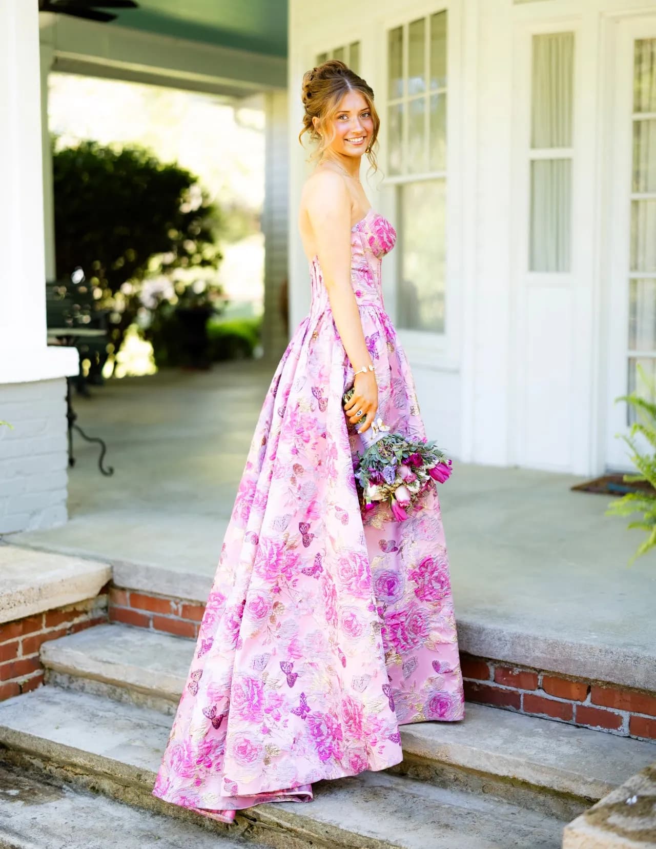 Ava Beth Hardin image