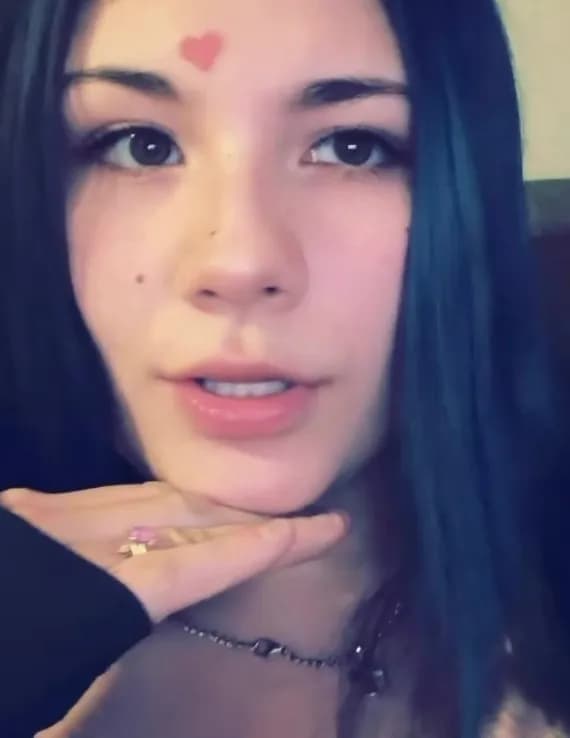 Raelynn image