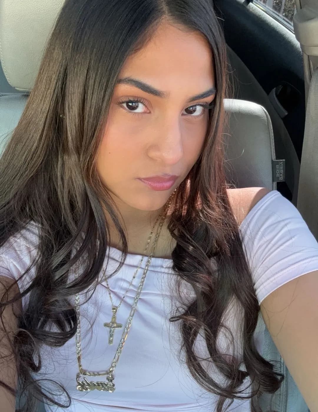 Emely image