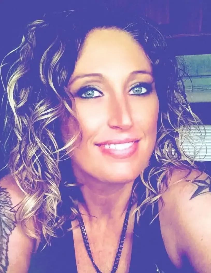 Felishia Compton image