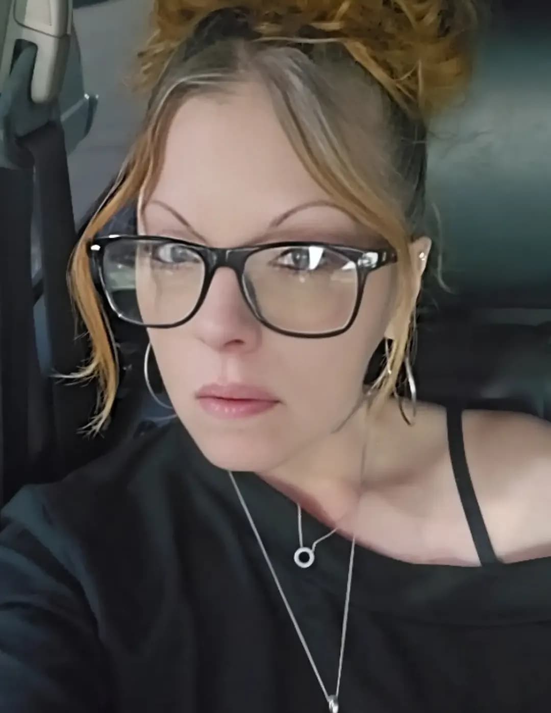 Alexandra Rose image
