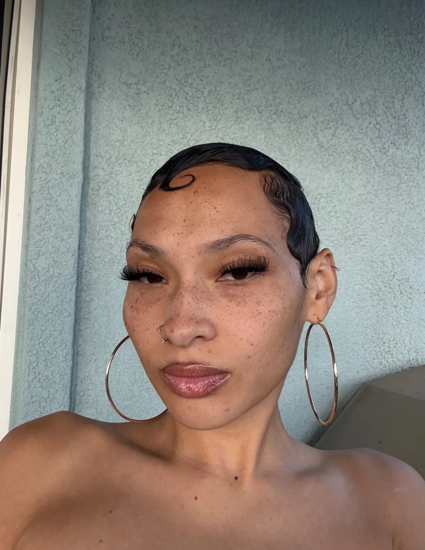 competitor LQQrV