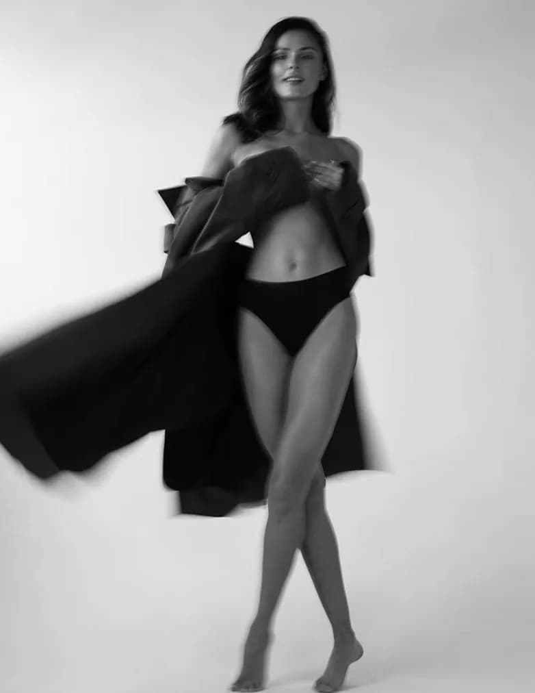 Sofiya Nikole image