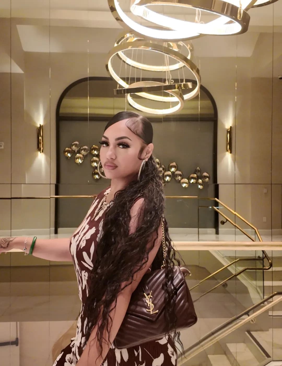 prettyraych image