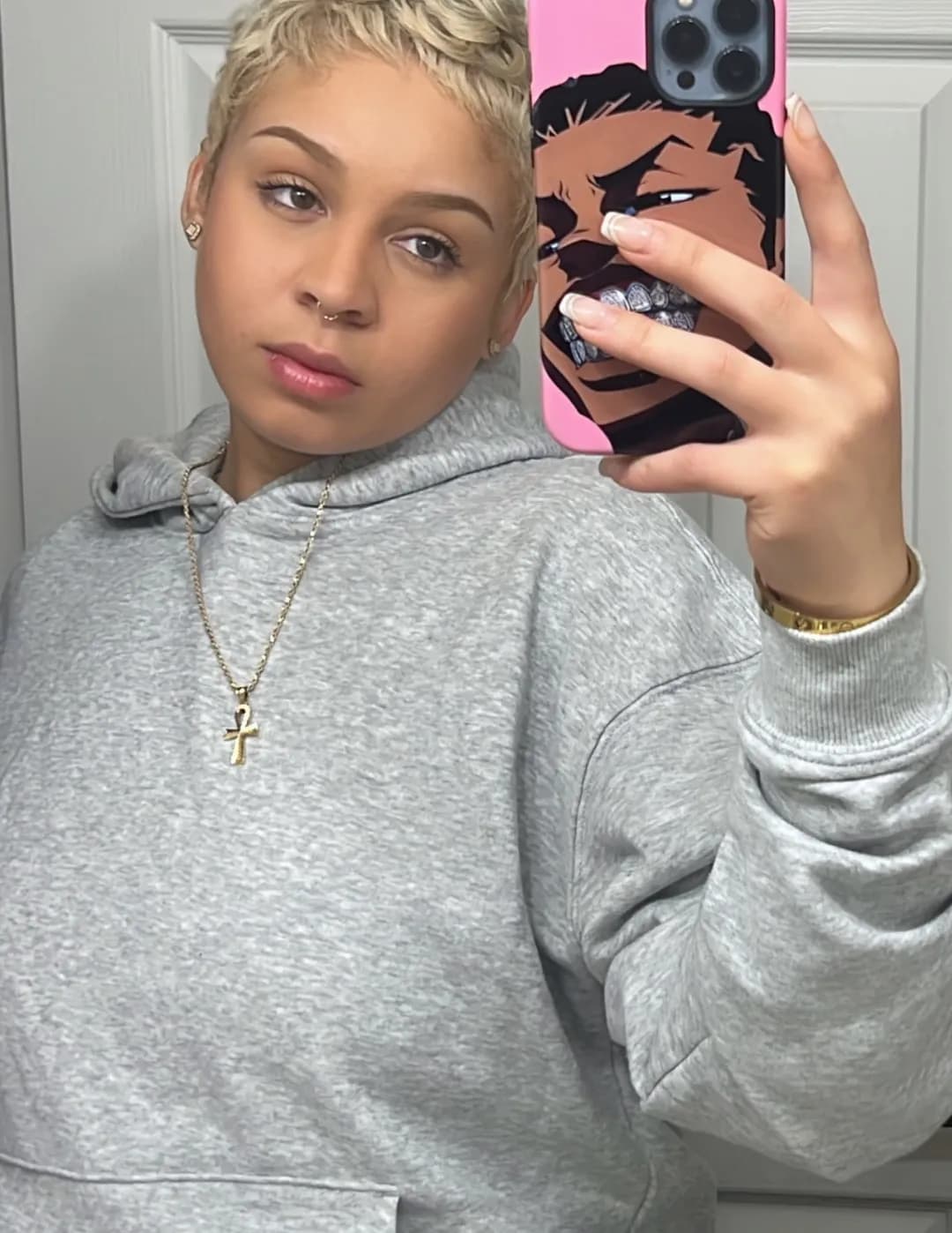 Aubreona image