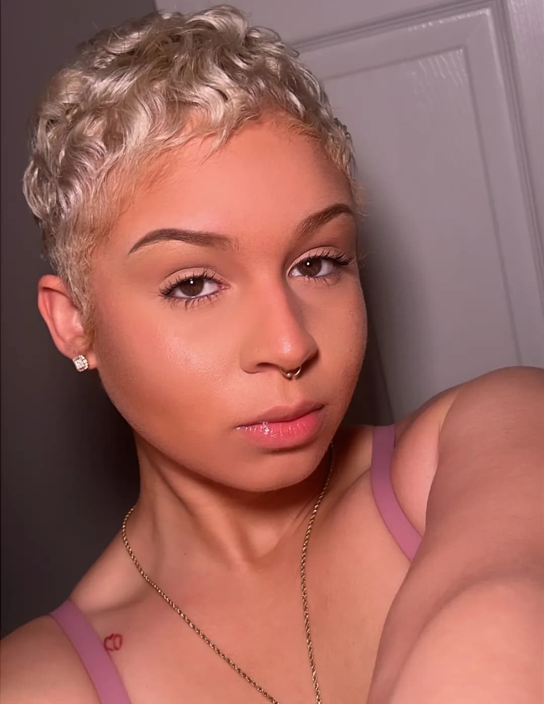 Aubreona image
