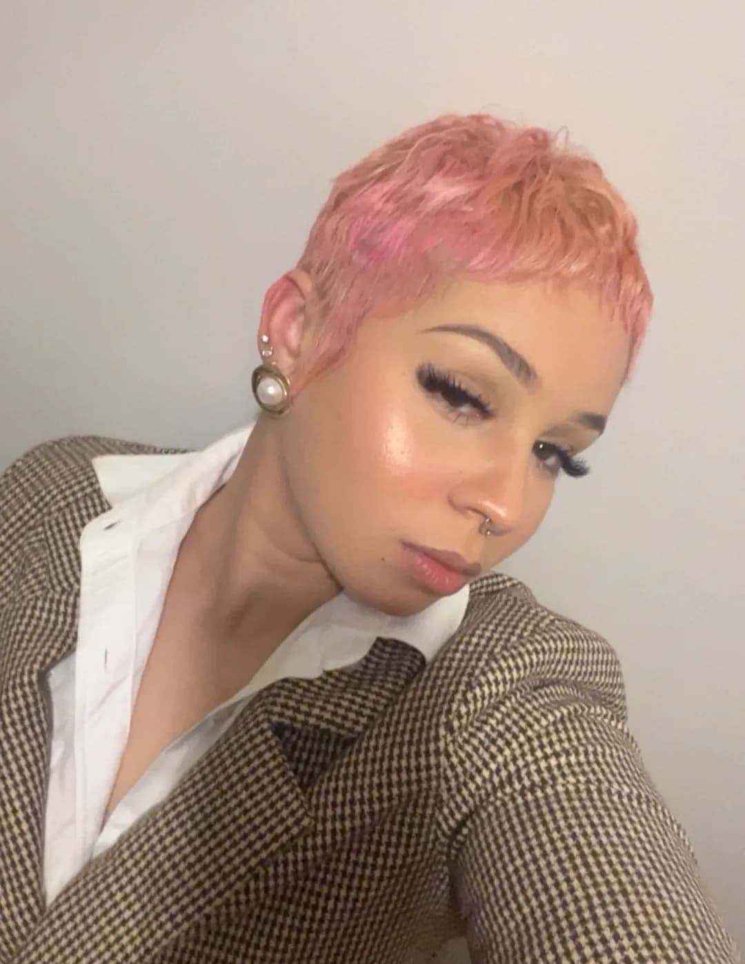 Aubreona image