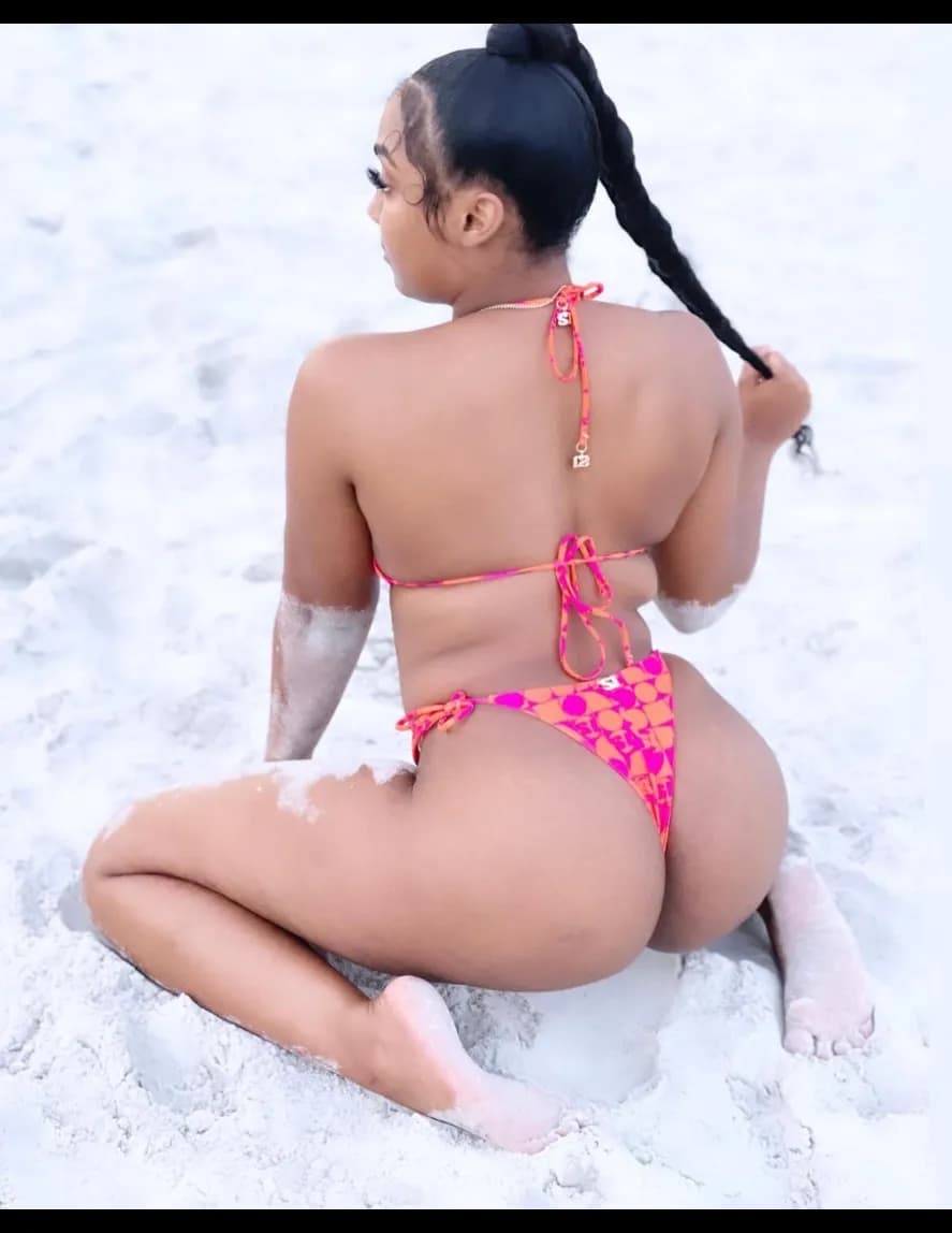 Tia Shirley image