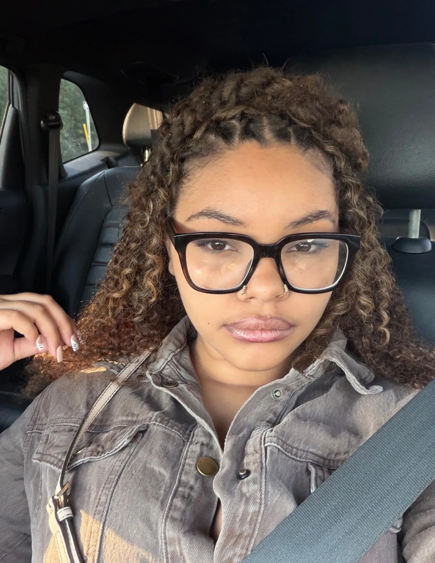 Olivia Jones image