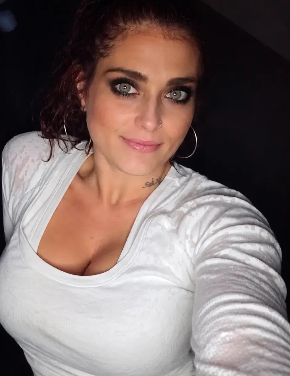 Krystal Thacker image