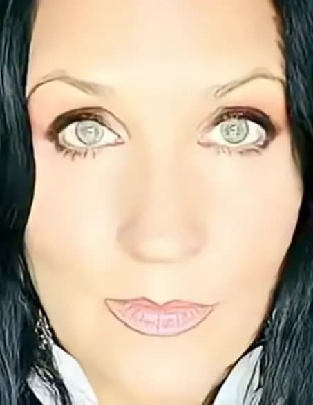 Kristi Kelli image