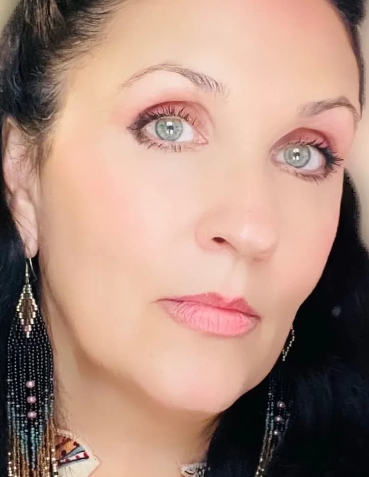 Kristi Kelli image
